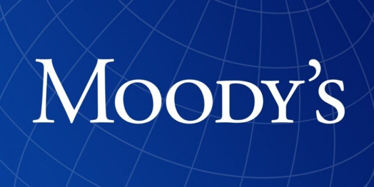 Καταπέλτης η Moody’s: Εξαιρετικά ευάλωτη η Ελλάδα, την πνίγουν οι παθογένειες – Tελειώνει το success story του Τουρισμού