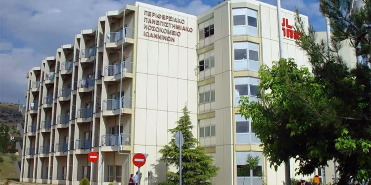 Ιωάννινα: 16χρονος στο νοσοκομείο μετά από κατανάλωση αλκοόλ με ενεργειακά ποτά – Συνελήφθη ο πατέρας του
