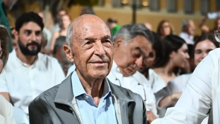 Πέθανε ο Κώστας Σημίτης σε ηλικία 88 ετών