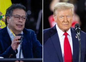 Η Κολομβία μπλόκαρε αεροπλάνα με μετανάστες από τις ΗΠΑ – Με πόλεμο δασμών της απάντησε ο Τραμπ