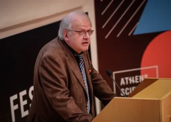 Παραίτηση “σεισμός” από Τσελέντη – Τι καταγγέλλει