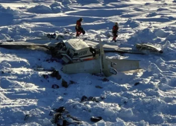 Αεροπορική τραγωδία στην Αλάσκα: Το αγνοούμενο αεροσκάφος εντοπίστηκε χωρίς επιζώντες – Δέκα νεκροί