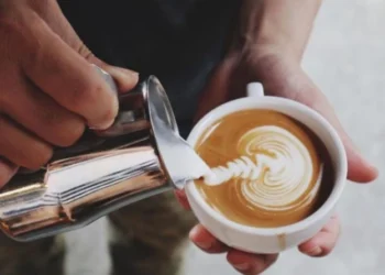 Καφέ έγινε viral στο TikTok: Σου στέλνει γράμμα σου μετά από 20 χρόνια