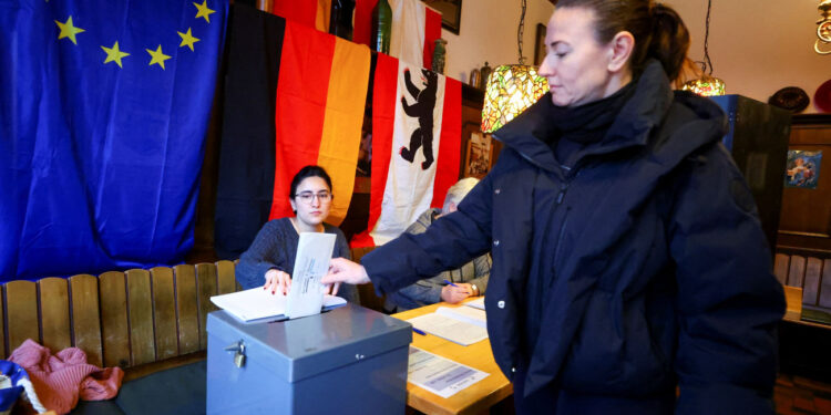 Γερμανικές εκλογές – exit poll: Πρώτο το CDU με 28,5%, δεύτερο το AfD με 20%, τρίτο το SPD με 16,5%