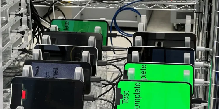 Η Apple ανακοίνωσε την κυκλοφορία του νέου iPhone 16e – Νέο ισχυρό μοντέλο με ενσωματωμένες λειτουργίες AI