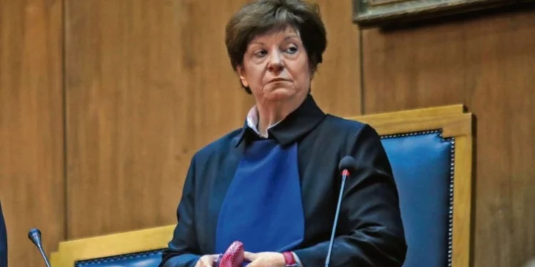 Η πρόεδρος του Αρείου Πάγου απαντά στην Καρυστιανού: «Η διαφωνία δεν μπορεί να εκφράζεται με λοιδορία, απειλητικές εκφράσεις, υποτίμηση, προσβολή και καθύβριση των θεσμών»