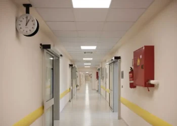 Με εγκαύματα και μελανιές σε όλο του το σώμα έφτασε το 4χρονο κοριτσάκι στο «Παίδων» – Η ιατροδικαστική θα ρίξει «φως» στην υπόθεση