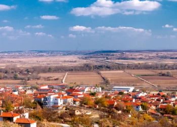 Ενίσχυση έως 10.000 ευρώ για μετεγκατάσταση στον Έβρο – Ποιους αφορά