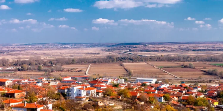 Ενίσχυση έως 10.000 ευρώ για μετεγκατάσταση στον Έβρο – Ποιους αφορά