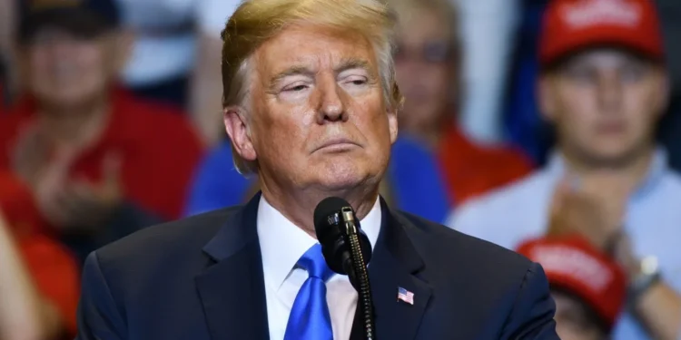 Οι ΗΠΑ σταματούν να “κόβουν” νομίσματα του ενός σεντ με εντολή Τραμπ