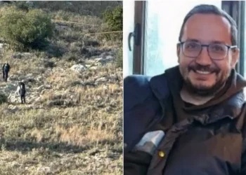 Βασίλης Καλογήρου: Η σορός του βρέθηκε σε απόσταση 4 ωρών από το σημείο που εξαφανίστηκε – Το ξέσπασμα της μητέρας του