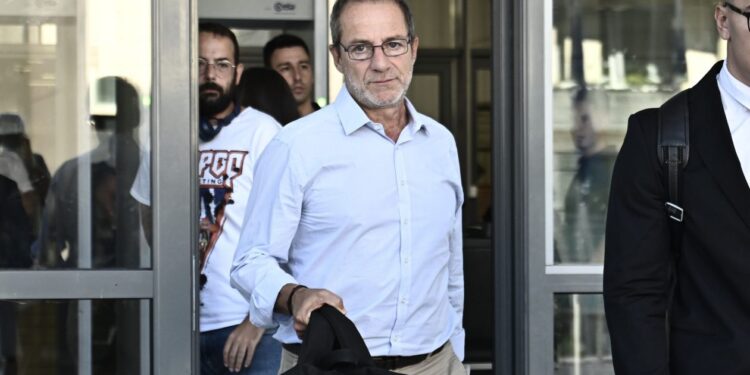 Δημήτρης Λιγνάδης: Αναβλήθηκε για τον Νοέμβριο η δίκη του