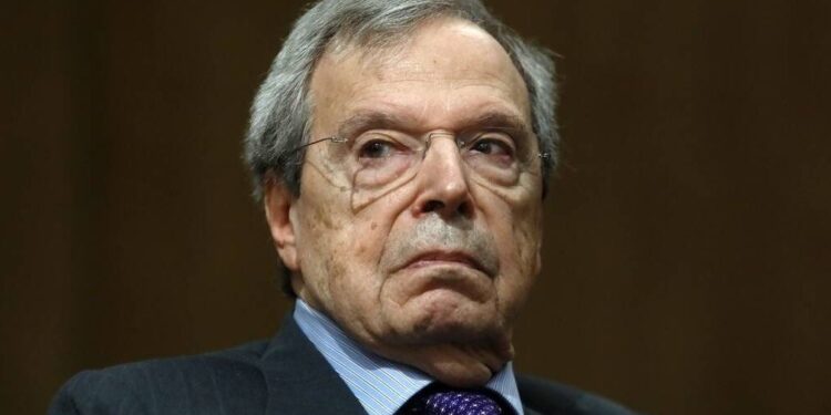 «Βόμβα» Ροζάκη: «Για ό,τι θέλουμε να κάνουμε στο Αιγαίο, πρέπει να παίρνουμε την άδεια της Τουρκίας»