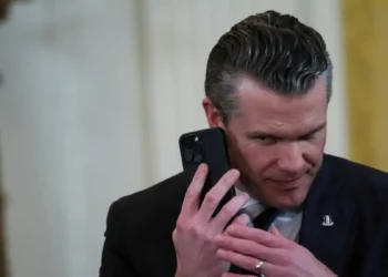 Θύελλα στις ΗΠΑ μετά τη γκάφα του Λευκού Οίκου: Έστελναν πολεμικά σχέδια κατά των Χούθι σε δημοσιογράφο – «Είναι αναξιόπιστος» απαντά ο Χέγκσεθ