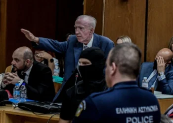 Αναβλήθηκε για το Σεπτέμβριο η δίκη του Κωνσταντίνου Πλεύρη για τους ναζιστικούς χαιρετισμούς