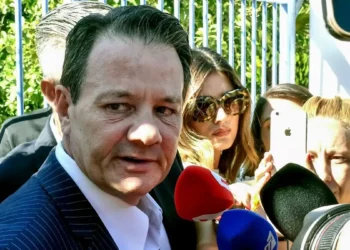 Απόστολος Λύτρας για Σοφία Πολυζωγοπούλου: Δεν δίστασε να μου ζητήσει 300.000 ευρώ και ένα σπίτι για να βοηθήσει στο δικαστήριο