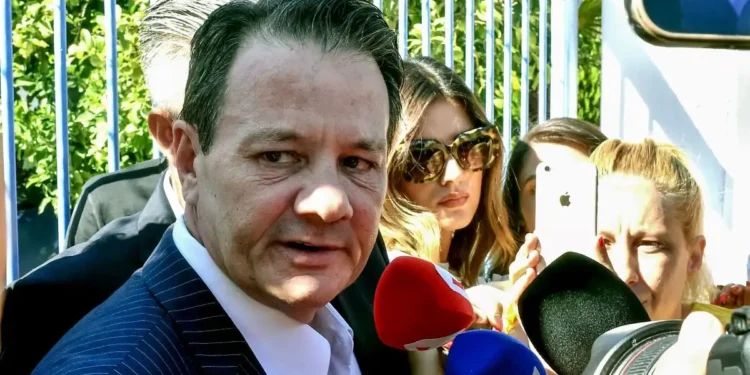 Απόστολος Λύτρας για Σοφία Πολυζωγοπούλου: Δεν δίστασε να μου ζητήσει 300.000 ευρώ και ένα σπίτι για να βοηθήσει στο δικαστήριο