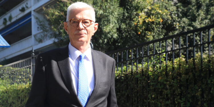 Αρίστος Δοξιάδης: Το «αυτογκόλ» που σκίασε τον ανασχηματισμό – Το παρασκήνιο και οι αντιδράσεις