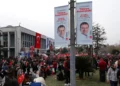 Ο Εκρέμ Ιμάμογλου καρατομήθηκε από δήμαρχος Κωνσταντινούπολης μετά την προφυλάκισή του για διαφθορά