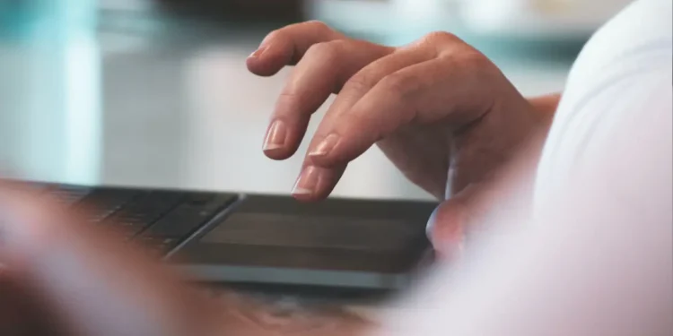 Προπληρωμένη κάρτα: Ποια επιδόματα εντάσσονται, τι πρέπει να γνωρίζουν όσοι είναι δικαιούχοι