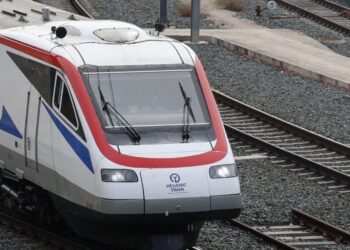 Με «γαλλικό άρωμα» ο νέος ΟΣΕ – Η συμφωνία με το Παρίσι για τον σιδηρόδρομο