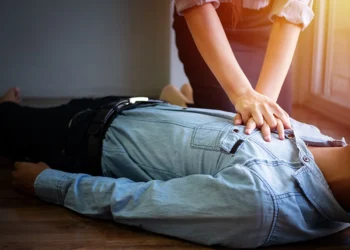 16χρονη έκανε ΚΑΡΠΑ και έσωσε τον πατέρα της – Είχε κάνει σεμινάριο στο σχολείο