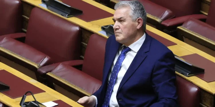Ο Κυριάκος Μητσοτάκης διαγράφει τον βουλευτή Δημήτρη Κυριαζίδη μετά το χυδαίο σχόλιο στη Ζωή Κωνσταντοπούλου