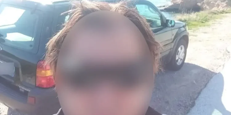 «Θα σας σκοτώσω όλους κ@@@μπατσοι» έλεγε στους αστυνομικούς ο «κατσαβιδάκιας» του Κορωπίου