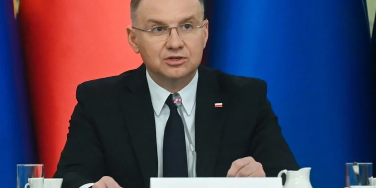 Ο Πολωνός πρόεδρος Ντούντα καλεί την Ουκρανία να επιστρέψει στις συνομιλίες με τον πρόεδρο Τραμπ