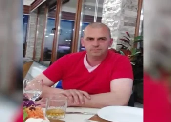 Σκόπια: Νεκρός οδηγός ασθενοφόρου που μετέφερε όλο το βράδυ τους εγκαυματίες από το φλεγόμενο κλαμπ