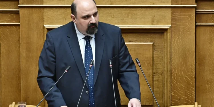 Χρήστος Τριαντόπουλος: Δημοσίευσε το επίμαχο e-mail για τα Τέμπη – «Δεν εμπεριέχει καμία εντολή ή συντονιστικό ρόλο από την πλευρά μου»