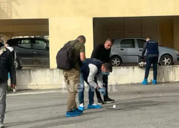 Σίνδος: Σκότωσε τη γυναίκα του και αυτοκτόνησε πέφτοντας από το μπαλκόνι