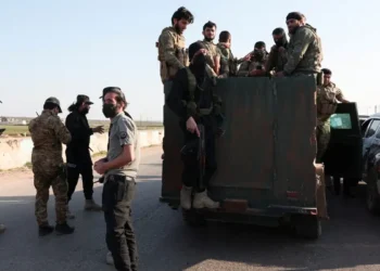 Συρία: Λουτρό αίματος με πάνω από 1.000 νεκρούς άμαχους και στρατιώτες – «Οικογένειες σφαγιάζονται μέσα στα σπίτια τους»