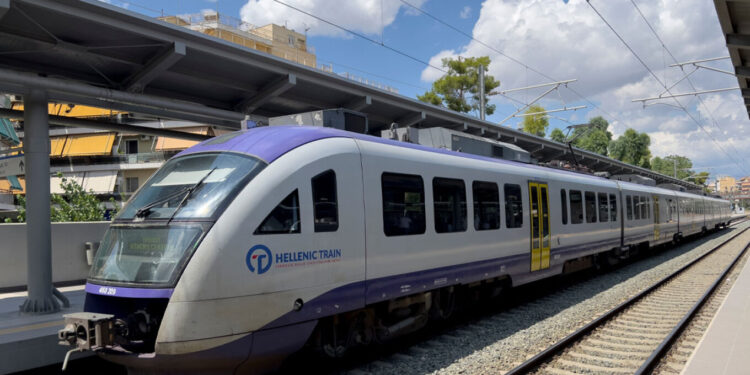 Υπογράφονται οι συμβάσεις για την τηλεδιοίκηση στον ΟΣΕ τον Απρίλιο και προστίθεται ένας ακόμα ελεγκτής μέσα στα τρένα