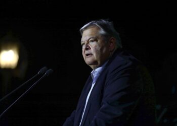 Βενιζέλος για Τέμπη: Πιθανή άσκηση δίωξης και σε δεύτερο υπουργό μετά τον Τριαντόπουλο