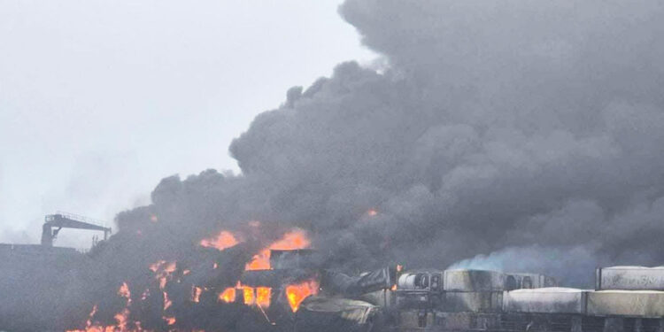 Βόρεια Θάλασσα: Συγκρούστηκαν δεξαμενόπλοιο και φορτηγό πλοίο – Μεγάλη επιχείρηση διάσωσης