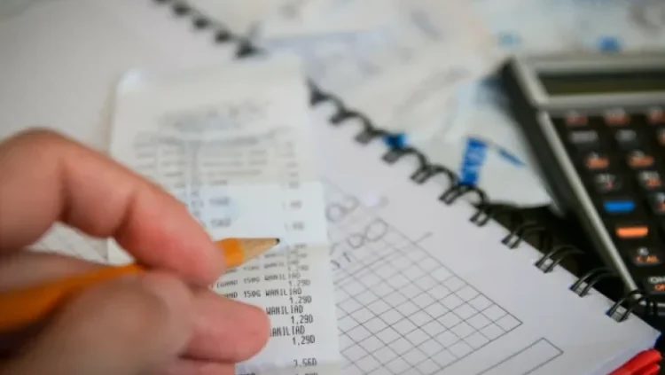 Την… πάτησαν εφοριακοί στο Αγρίνιο: Πήγαν για έλεγχο και συνελήφθησαν μαζί με τον ιδιοκτήτη