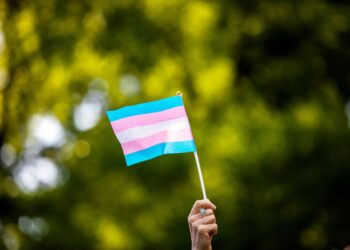 Ηνωμένο Βασίλειο: Τρανς δικαστής σχεδιάζει να φέρει την απόφαση για το φύλο στο Ευρωπαϊκό Δικαστήριο