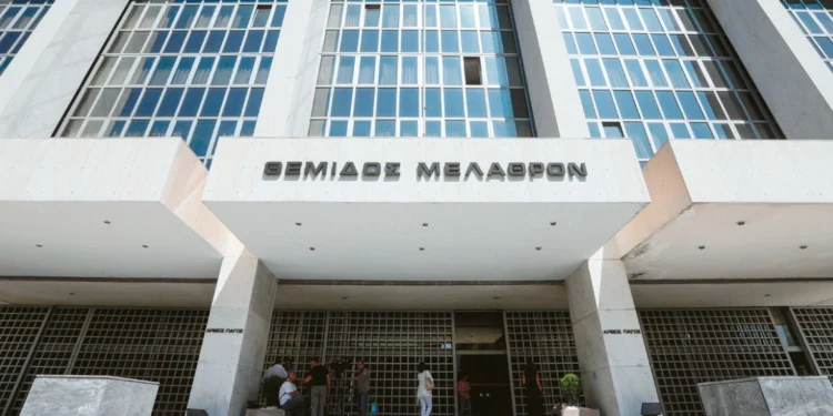 Δέσμευση τραπεζικών λογαριασμών και ακινήτων κυκλώματος αλλοδαπών που ζημίωσε το Δημόσιο με πάνω από 100 εκατ. ευρώ