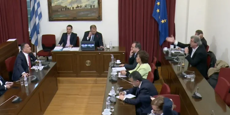 Επεισόδιο Γεωργιάδη – Πολάκη στη Βουλή: «Να πας λεβέντικα να δικαστείς» – «Λες παπ…» , δείτε βίντεο