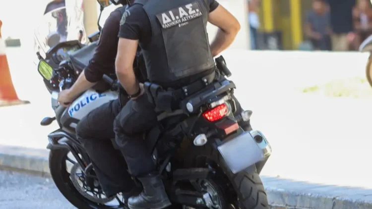 Ένοπλη ληστεία με ομηρία σε τράπεζα στην Κατοχή Αιτωλοακαρνανίας: Πήραν 200.000 ευρώ