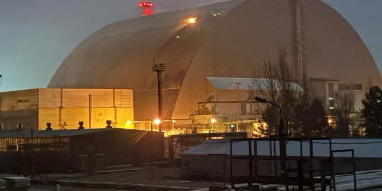 Χτυπήθηκε από drone η σαρκοφάγος του Τσερνόμπιλ – Σε αναζήτηση λύσης η Ουκρανία