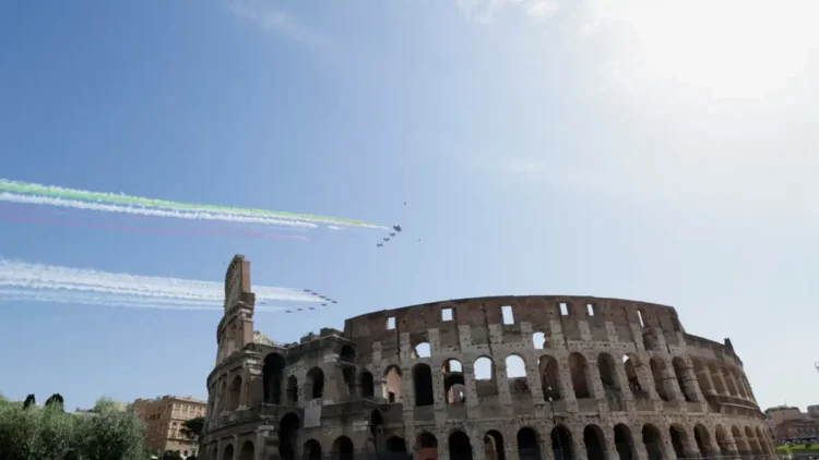 Ιταλία: Πρόστιμο 20 εκατ. ευρώ σε ταξιδιωτικούς πράκτορες για «μαύρη αγορά» εισιτηρίων στο Κολοσσαίο