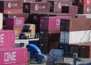 Δασμοί Τραμπ: Τα 10 βασικά ελληνικά προϊόντα που «κινδυνεύουν» – Τι εξάγει η Ελλάδα στις ΗΠΑ