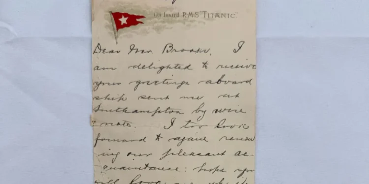 Ιστορική επιστολή του Τιτανικού πωλήθηκε σε τιμή ρεκόρ – «Θα περιμένω το τέλος του ταξιδιού, για να κρίνω…»