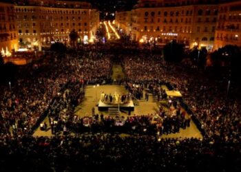 Θεσσαλονίκη: Απόψε η μεγάλη συνάντηση πέντε Επιταφίων στην Αριστοτέλους