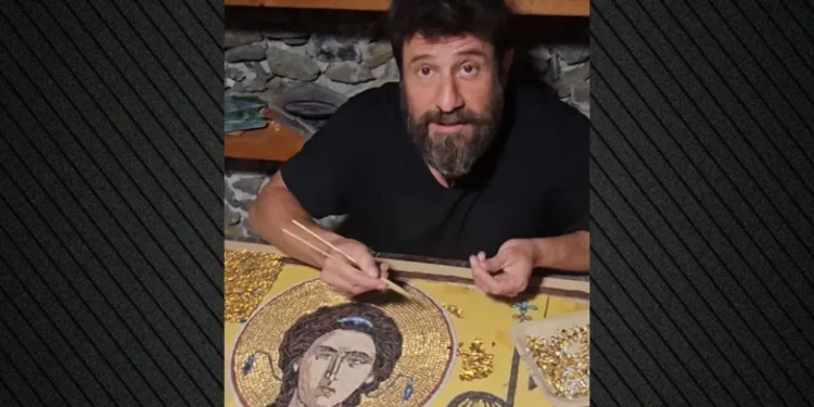 Αγιογράφος έγινε ο Αλέξης Γεωργούλης – Δείτε το βίντεο που ανέβασε στο Instagram
