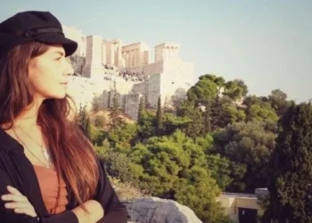 Πέθανε η δημοσιογράφος Στέλλα Καλησπεράτου σε ηλικία 46 ετών