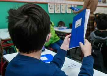 «Ματώνουν» τα νοικοκυριά για φροντιστήρια από την Ά Δημοτικού, τετραπλασιάστηκε η δαπάνη στη δεκαετία