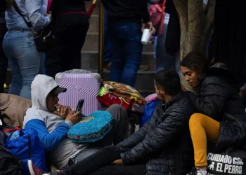 ΗΠΑ: Δικαστής μπλοκάρει την απόφαση Τραμπ να αλλάξει το νόμο και να απελάσει 532.000 μετανάστες